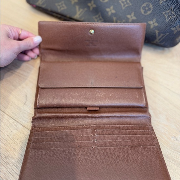 LV Neverfull MM - Picture 2 of 3